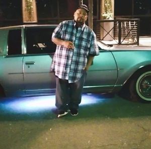 Meet your Posher, Lawrence